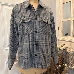 And Now This Women’s Plaid Button-Up Shirt M Jacket Baselayer Fallfashion Urban‎